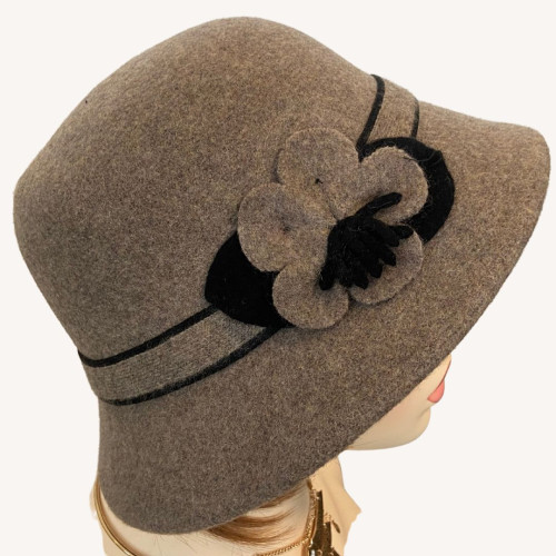 MAGNFIQUE BONNET CHAPEAU CANCER POUR L&#039;HIVER